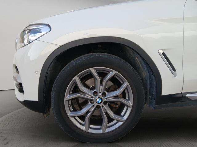 BMW X3 xDrive20d color Blanco. Año 2020. 140KW(190CV). Diésel. En concesionario GANDIA Automoviles Fersan, S.A. de Valencia
