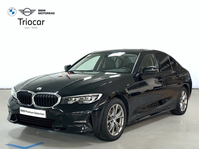 BMW Serie 3 318d color Negro. Año 2020. 110KW(150CV). Diésel. En concesionario Triocar Gijón (Bmw y Mini) de Asturias