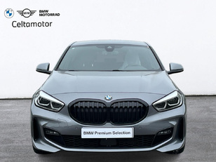 Fotos de BMW Serie 1 118d color Gris. Año 2024. 110KW(150CV). Diésel. En concesionario Celtamotor Caldas Reis de Pontevedra