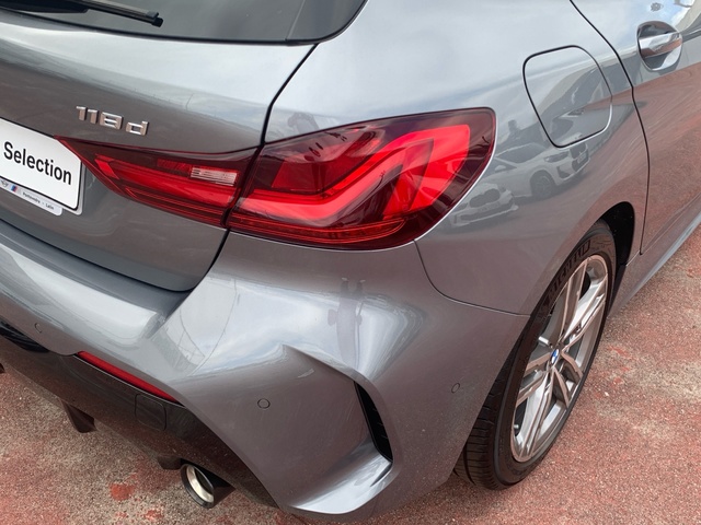BMW Serie 1 118d color Gris. Año 2024. 110KW(150CV). Diésel. En concesionario Celtamotor Pontevedra de Pontevedra