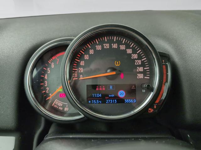 fotoG 12 del MINI MINI Countryman Cooper 100 kW (136 CV) 136cv Gasolina del 2024 en Málaga
