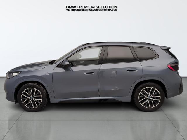 BMW X1 sDrive20i color Gris. Año 2024. 125KW(170CV). Gasolina. En concesionario Automotor Premium Velázquez - Málaga de Málaga