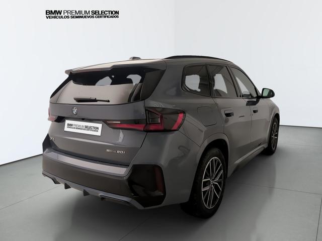 BMW X1 sDrive20i color Gris. Año 2024. 125KW(170CV). Gasolina. En concesionario Automotor Premium Velázquez - Málaga de Málaga