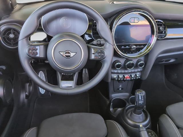 fotoG 10 del MINI MINI Cabrio Cooper 100 kW (136 CV) 136cv Gasolina del 2024 en Málaga