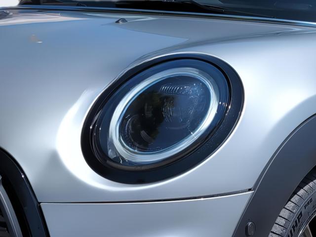 fotoG 13 del MINI MINI Cabrio Cooper 100 kW (136 CV) 136cv Gasolina del 2024 en Málaga