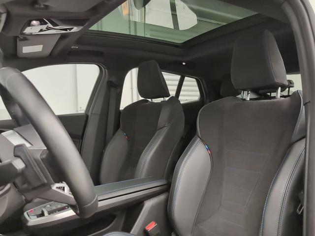 BMW X2 sDrive20i color Blanco. Año 2024. 125KW(170CV). Gasolina. En concesionario Automotor Premium Viso - Málaga de Málaga