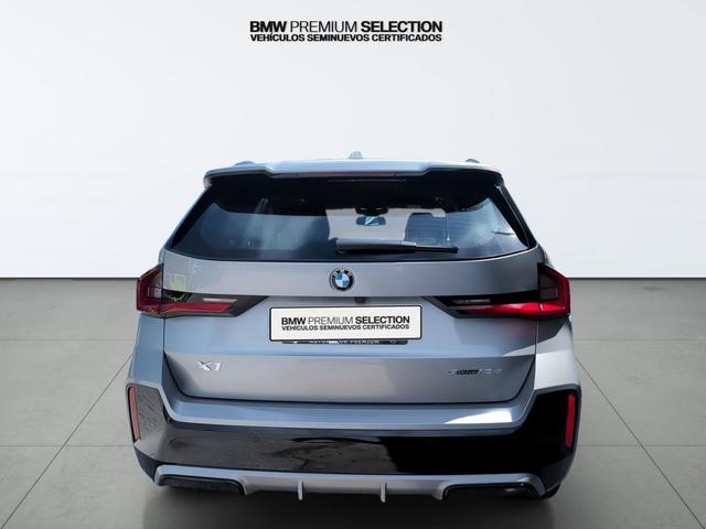 BMW X1 sDrive18d color Gris Plata. Año 2024. 110KW(150CV). Diésel. En concesionario Automotor Premium Viso - Málaga de Málaga