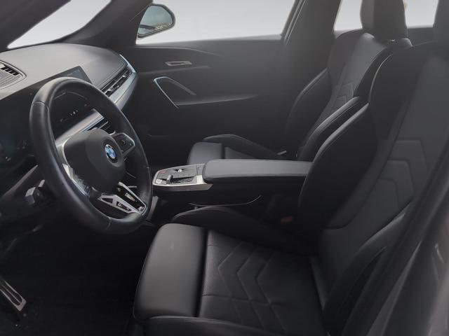 BMW X1 sDrive18d color Gris Plata. Año 2024. 110KW(150CV). Diésel. En concesionario Automotor Premium Viso - Málaga de Málaga