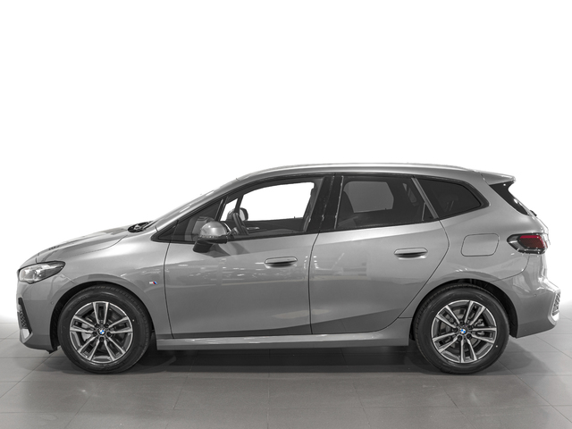 BMW Serie 2 218d Active Tourer color Gris. Año 2024. 110KW(150CV). Diésel. En concesionario Caetano Cuzco, Alcalá de Madrid