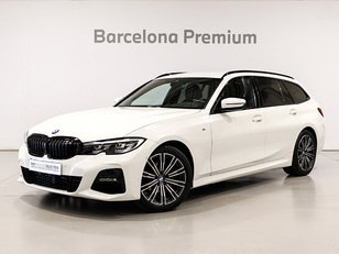 Fotos de BMW Serie 3 318d Touring color Blanco. Año 2022. 110KW(150CV). Diésel. En concesionario Barcelona Premium -- GRAN VIA de Barcelona