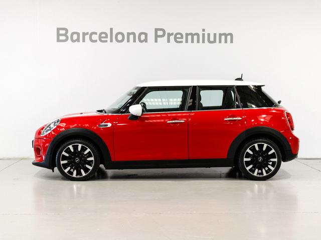 fotoG 2 del MINI MINI 5 Puertas Cooper 100 kW (136 CV) 136cv Gasolina del 2021 en Barcelona