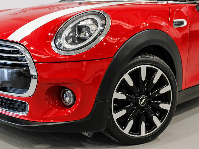 fotoG 5 del MINI MINI 5 Puertas Cooper 100 kW (136 CV) 136cv Gasolina del 2021 en Barcelona