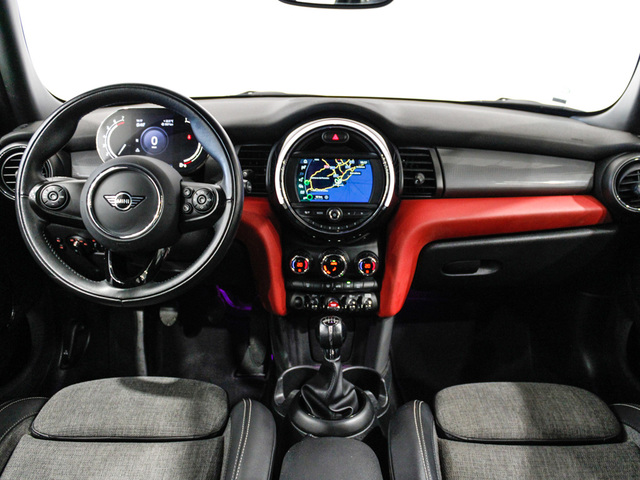 fotoG 6 del MINI MINI 5 Puertas Cooper 100 kW (136 CV) 136cv Gasolina del 2021 en Barcelona