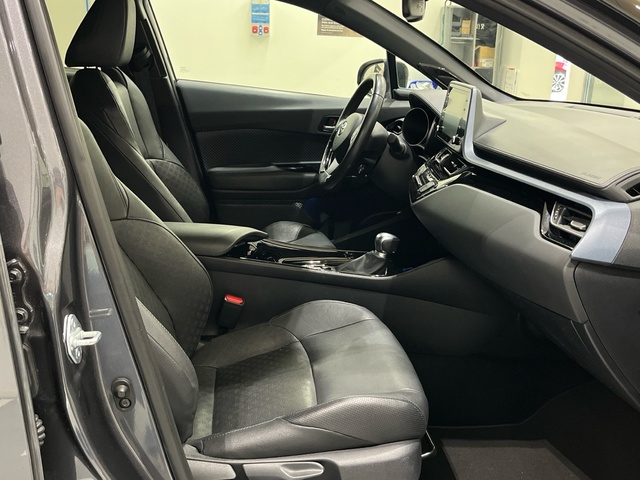 Toyota C-HR 180H Advance 135 kW (184 CV)