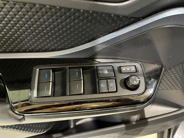 Toyota C-HR 180H Advance 135 kW (184 CV)