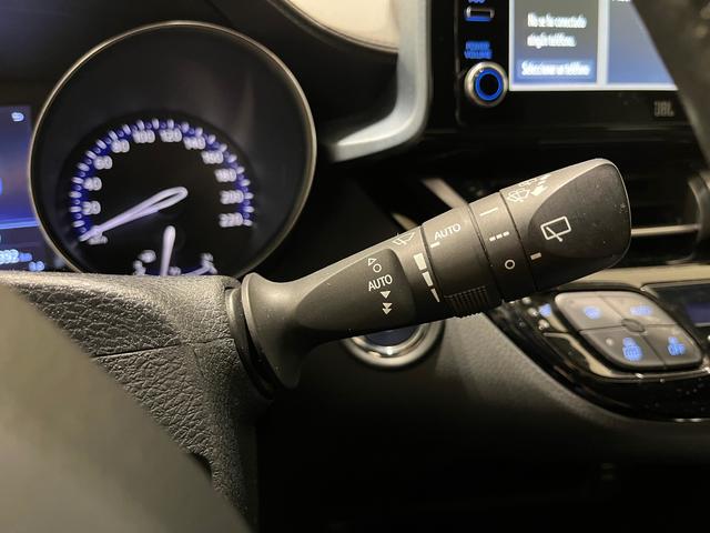 Toyota C-HR 180H Advance 135 kW (184 CV)