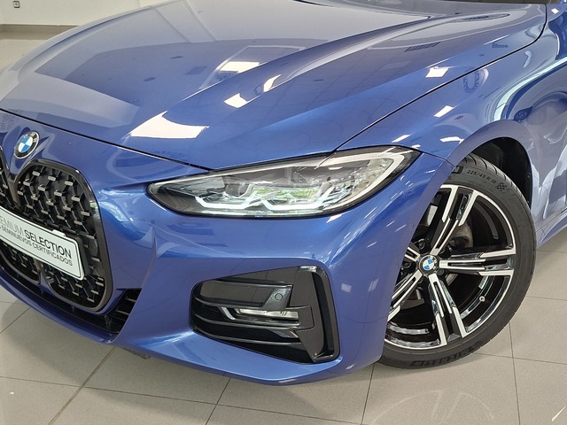 BMW Serie 4 420i Cabrio color Azul. Año 2024. 135KW(184CV). Gasolina. En concesionario Automoviles Bertolin S.L. de Valencia