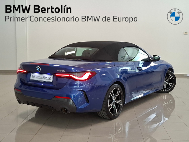 BMW Serie 4 420i Cabrio color Azul. Año 2024. 135KW(184CV). Gasolina. En concesionario Automoviles Bertolin S.L. de Valencia