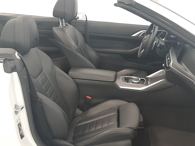 BMW Serie 4 420i Cabrio color Blanco. Año 2024. 135KW(184CV). Gasolina. En concesionario Automoviles Bertolin S.L. de Valencia