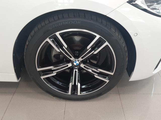 BMW Serie 4 420i Cabrio color Blanco. Año 2024. 135KW(184CV). Gasolina. En concesionario Automoviles Bertolin S.L. de Valencia