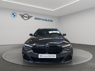 Fotos de BMW Serie 5 520d Touring color Gris. Año 2023. 140KW(190CV). Diésel. En concesionario DIGITAL Automoviles Fersan, S.A. de Alicante