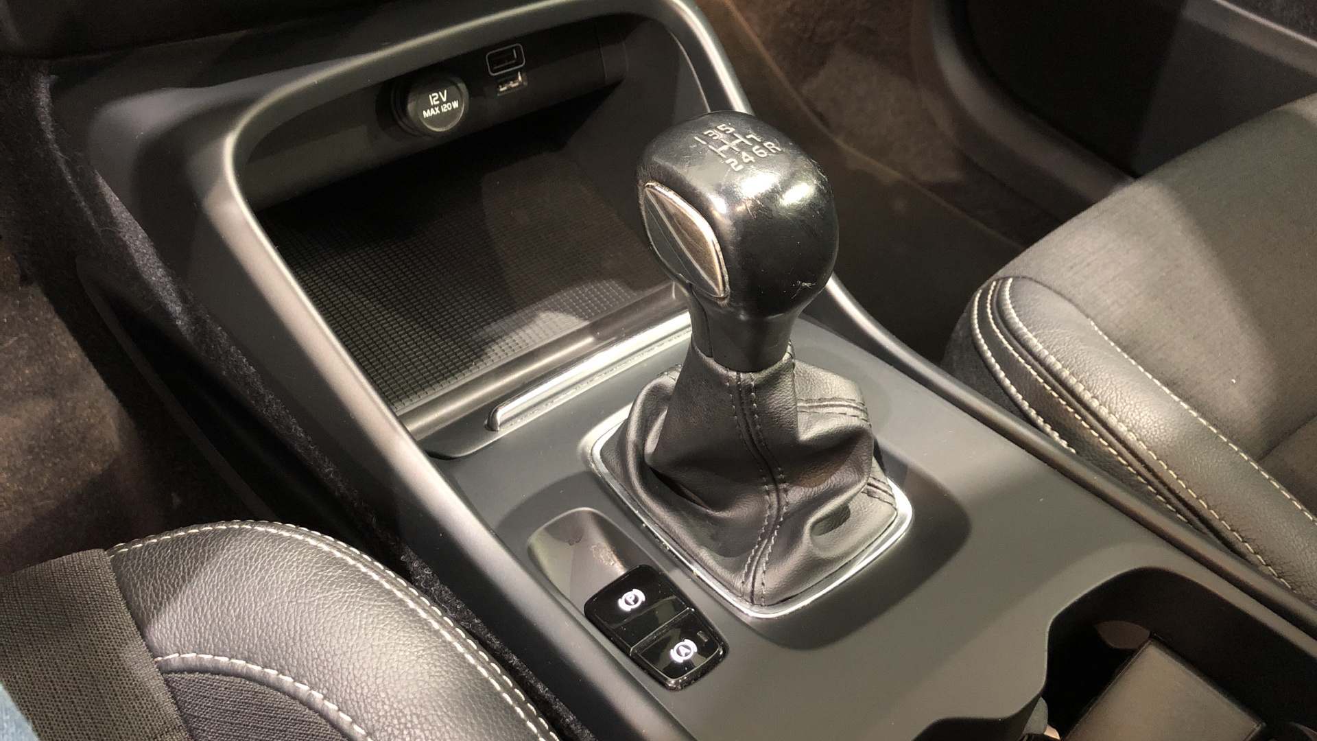 Volvo XC40 segunda mano 72594926 - 31