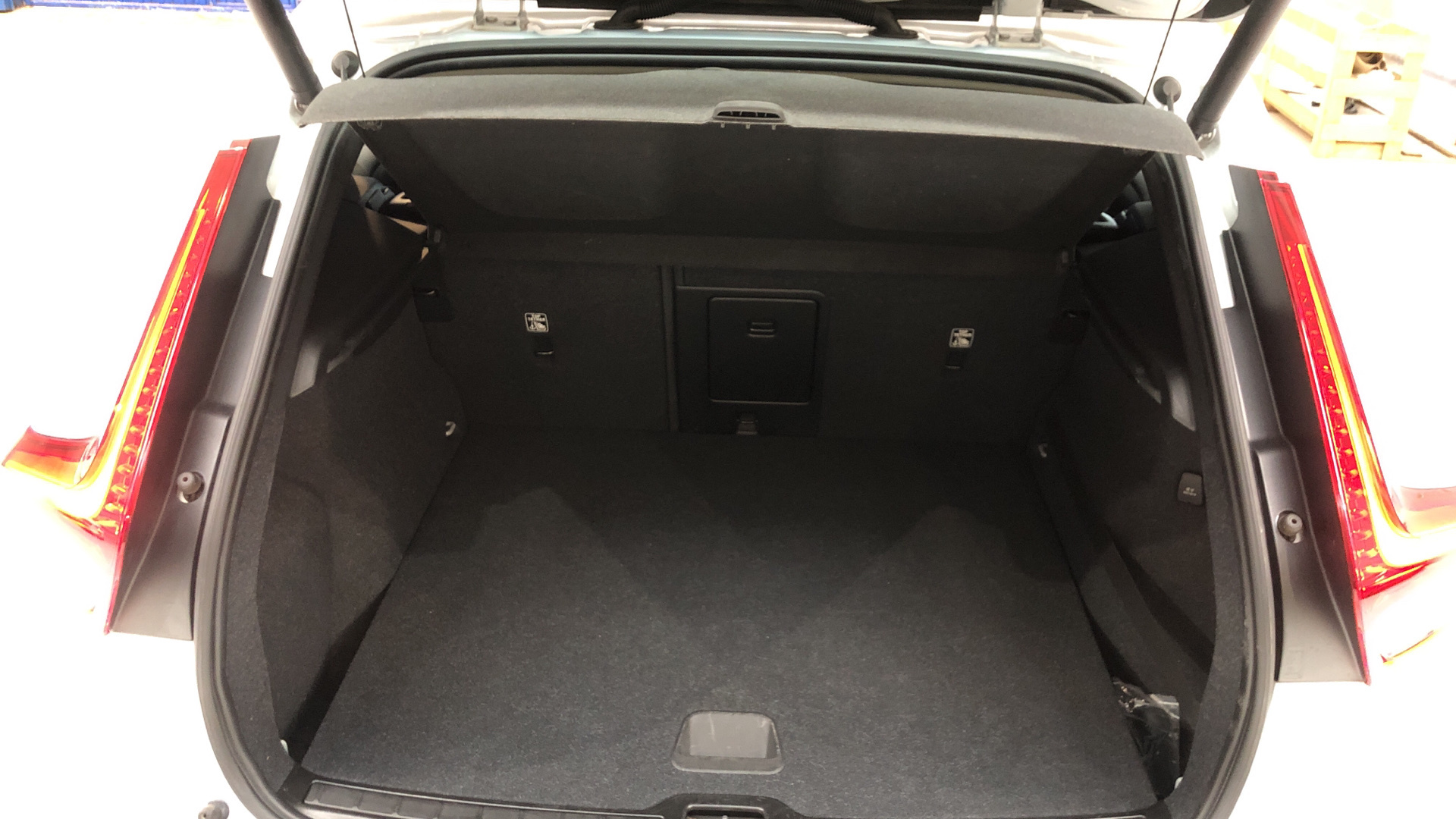 Volvo XC40 segunda mano 72594926 - 36