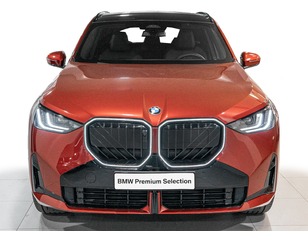 Fotos de BMW X3 xDrive30e color Rojo. Año 2025. 220KW(299CV). Híbrido Electro/Gasolina. En concesionario Caetano Cuzco, Salvatierra de Madrid