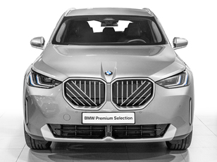 Fotos de BMW X3 xDrive20d color Gris. Año 2025. 145KW(197CV). Diésel. En concesionario Caetano Cuzco Raimundo Fernandez Villaverde, 45 de Madrid