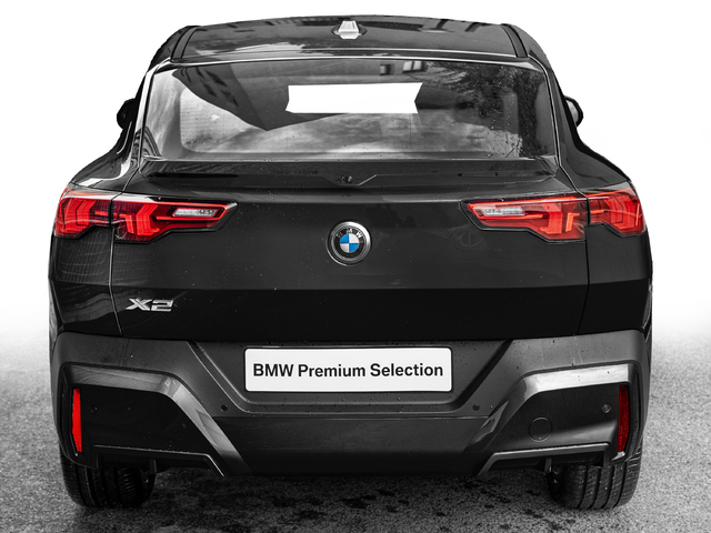 BMW X2 sDrive20d color Negro. Año 2025. 120KW(163CV). Diésel. En concesionario Caetano Cuzco, Alcalá de Madrid