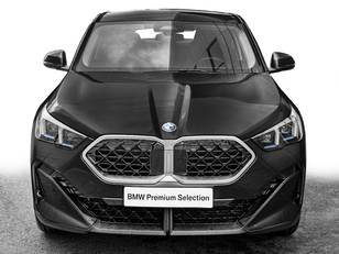 Fotos de BMW X2 sDrive20d color Negro. Año 2025. 120KW(163CV). Diésel. En concesionario Caetano Cuzco, Alcalá de Madrid