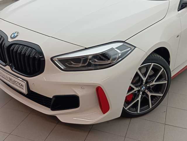 BMW Serie 1 128ti color Blanco. Año 2022. 195KW(265CV). Gasolina. En concesionario Augusta Aragon S.A. de Zaragoza