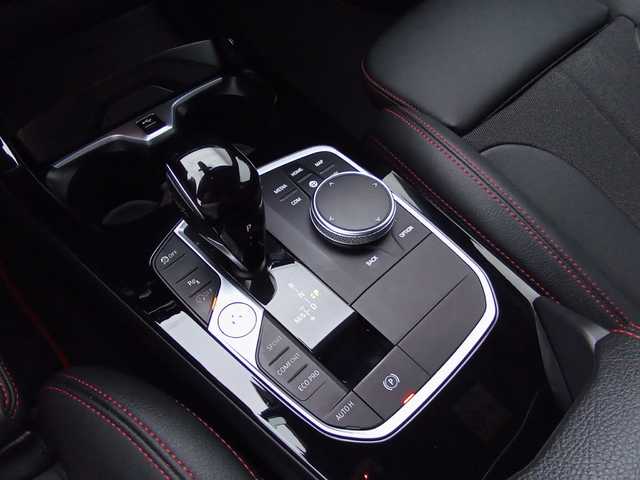BMW Serie 1 128ti color Blanco. Año 2022. 195KW(265CV). Gasolina. En concesionario Augusta Aragon S.A. de Zaragoza