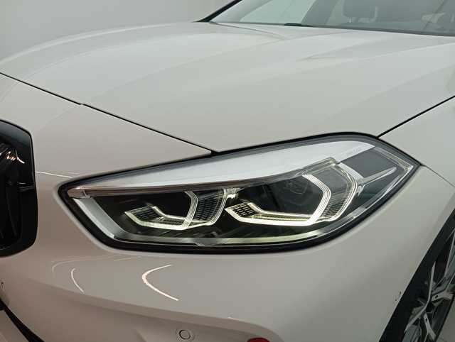 BMW Serie 1 128ti color Blanco. Año 2022. 195KW(265CV). Gasolina. En concesionario Augusta Aragon S.A. de Zaragoza