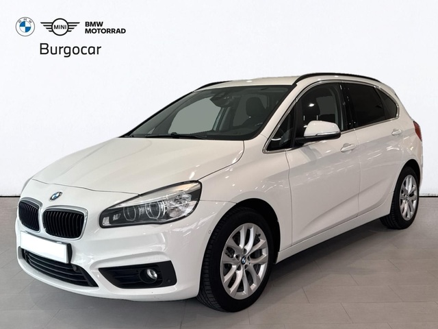 BMW Serie 2 218d Active Tourer color Blanco. Año 2017. 110KW(150CV). Diésel. En concesionario Motor Gorbea de Álava