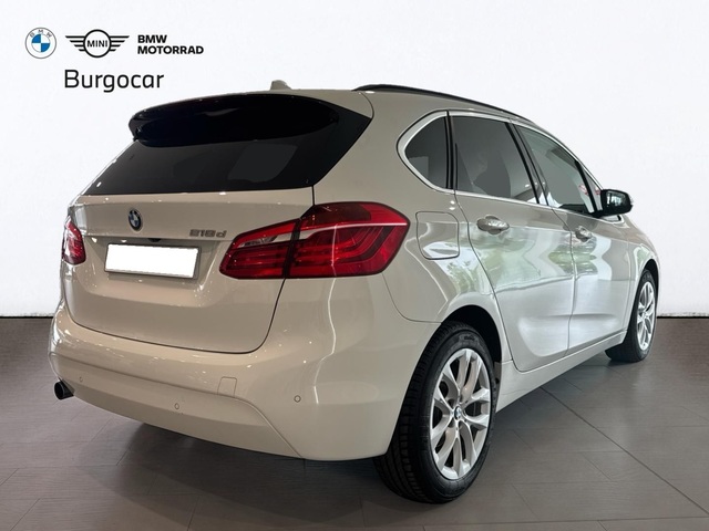 BMW Serie 2 218d Active Tourer color Blanco. Año 2017. 110KW(150CV). Diésel. En concesionario Motor Gorbea de Álava