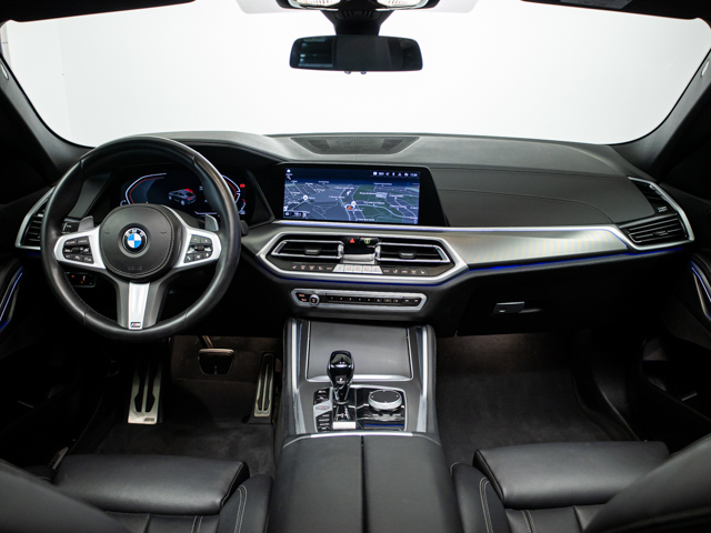 BMW X6 xDrive30d color Blanco. Año 2021. 210KW(286CV). Diésel. En concesionario BMW Fuenteolid Valladolid de Valladolid