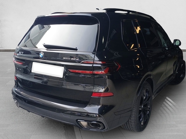 BMW X7 xDrive40d color Negro. Año 2025. 259KW(352CV). Diésel. En concesionario Enekuri Motor de Vizcaya