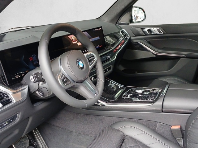 BMW X7 xDrive40d color Negro. Año 2025. 259KW(352CV). Diésel. En concesionario Enekuri Motor de Vizcaya