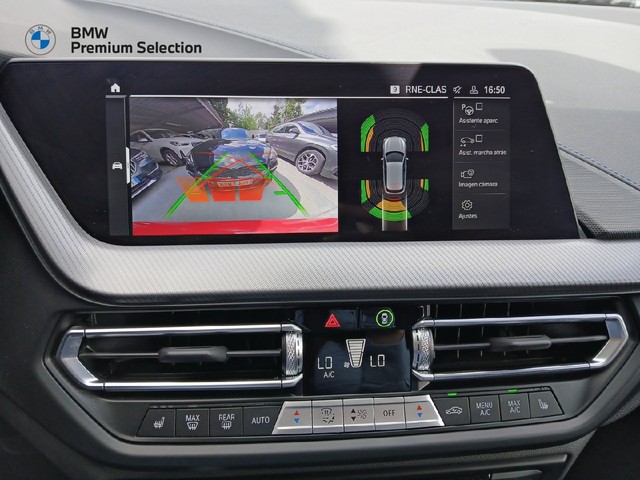 BMW Serie 1 118i color Rojo. Año 2024. 103KW(140CV). Gasolina. En concesionario Adler Motor S.L. TOLEDO de Toledo