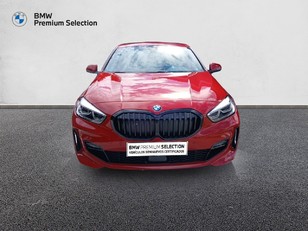 Fotos de BMW Serie 1 118i color Rojo. Año 2024. 103KW(140CV). Gasolina. En concesionario Adler Motor S.L. TOLEDO de Toledo