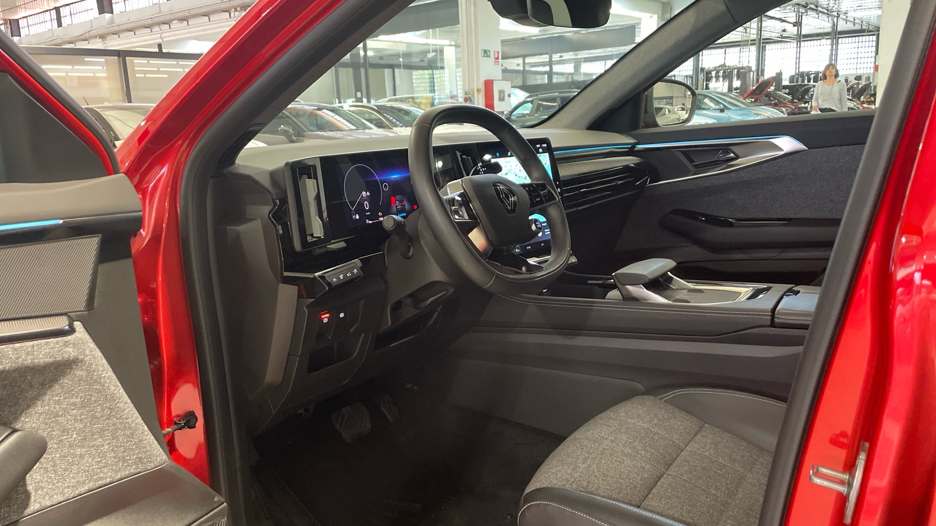 Renault Espace E-Tech 200 - 8