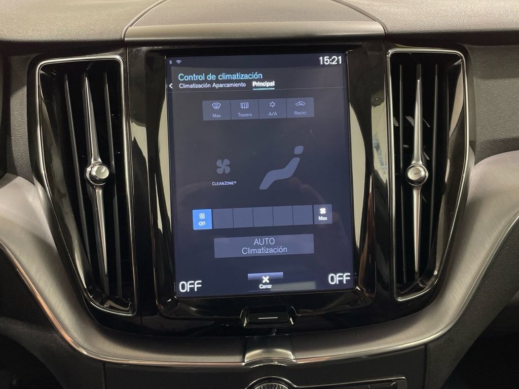 Volvo XC60 D4 - 17