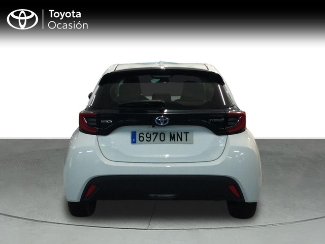 Toyota Yaris 120H Active Tech 85 kW (116 CV)