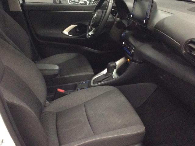 Toyota Yaris 120H Active Tech 85 kW (116 CV)