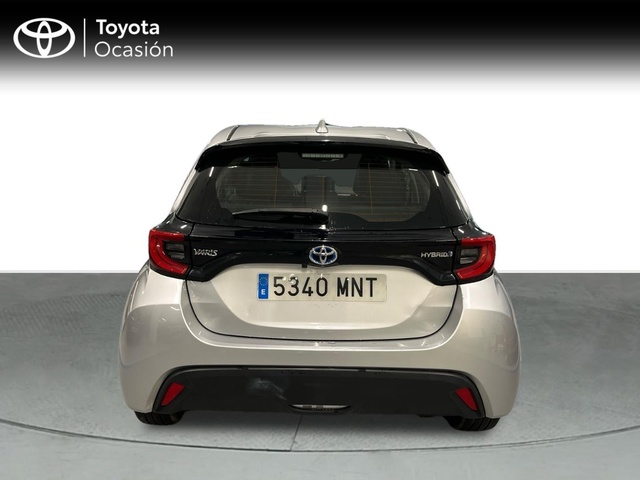 Toyota Yaris 120H Active Tech 85 kW (116 CV)
