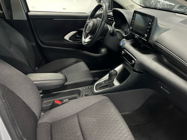 Toyota Yaris 120H Active Tech 85 kW (116 CV)