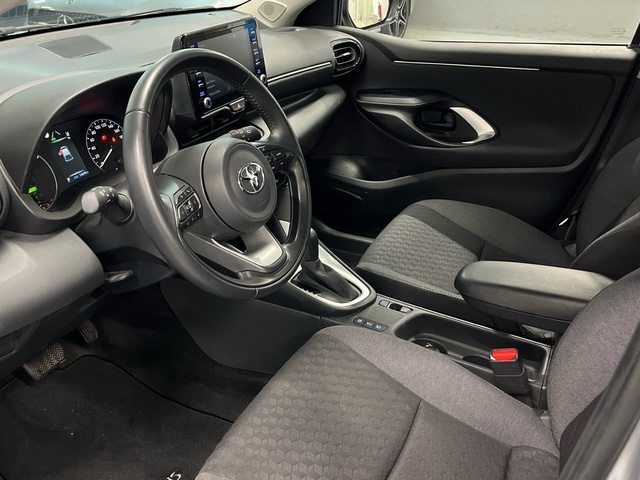 Toyota Yaris 120H Active Tech 85 kW (116 CV)