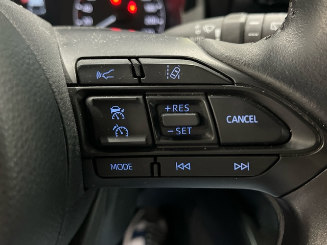 Toyota Yaris 120H Active Tech 85 kW (116 CV)