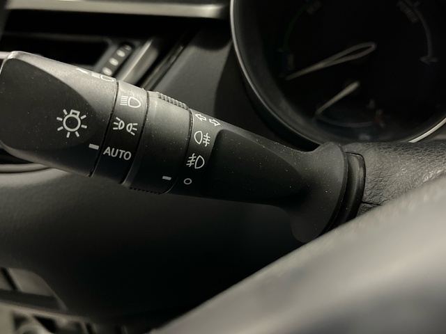 Toyota C-HR 1.8 125H Advance 90 kW (122 CV)